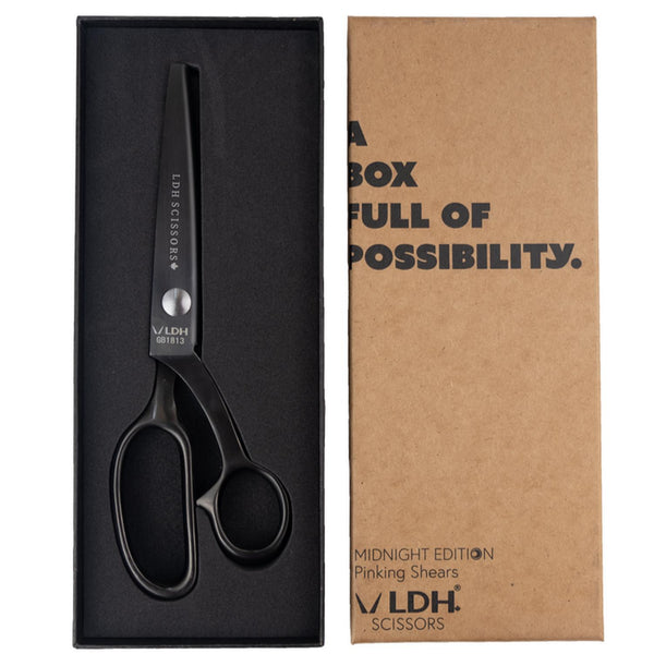 Scissors / Pinking