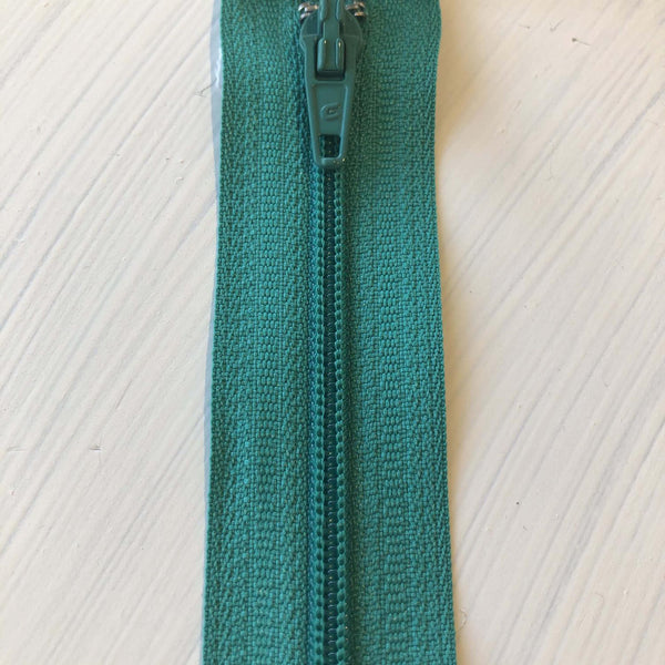 Zippers / Closed End