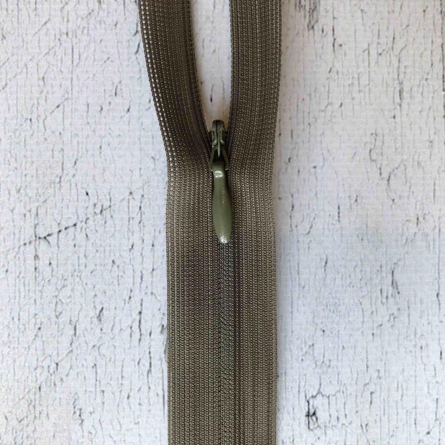 Zippers / Invisible