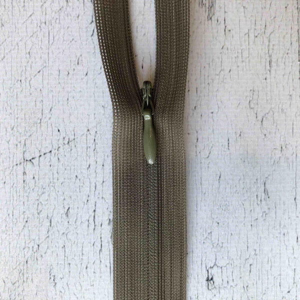 Zippers / Invisible