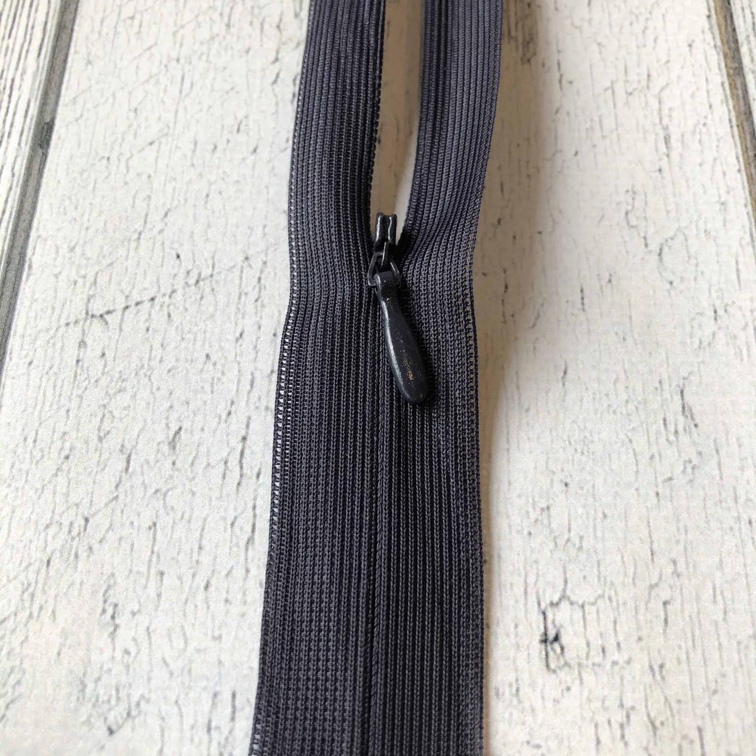 Zippers / Invisible