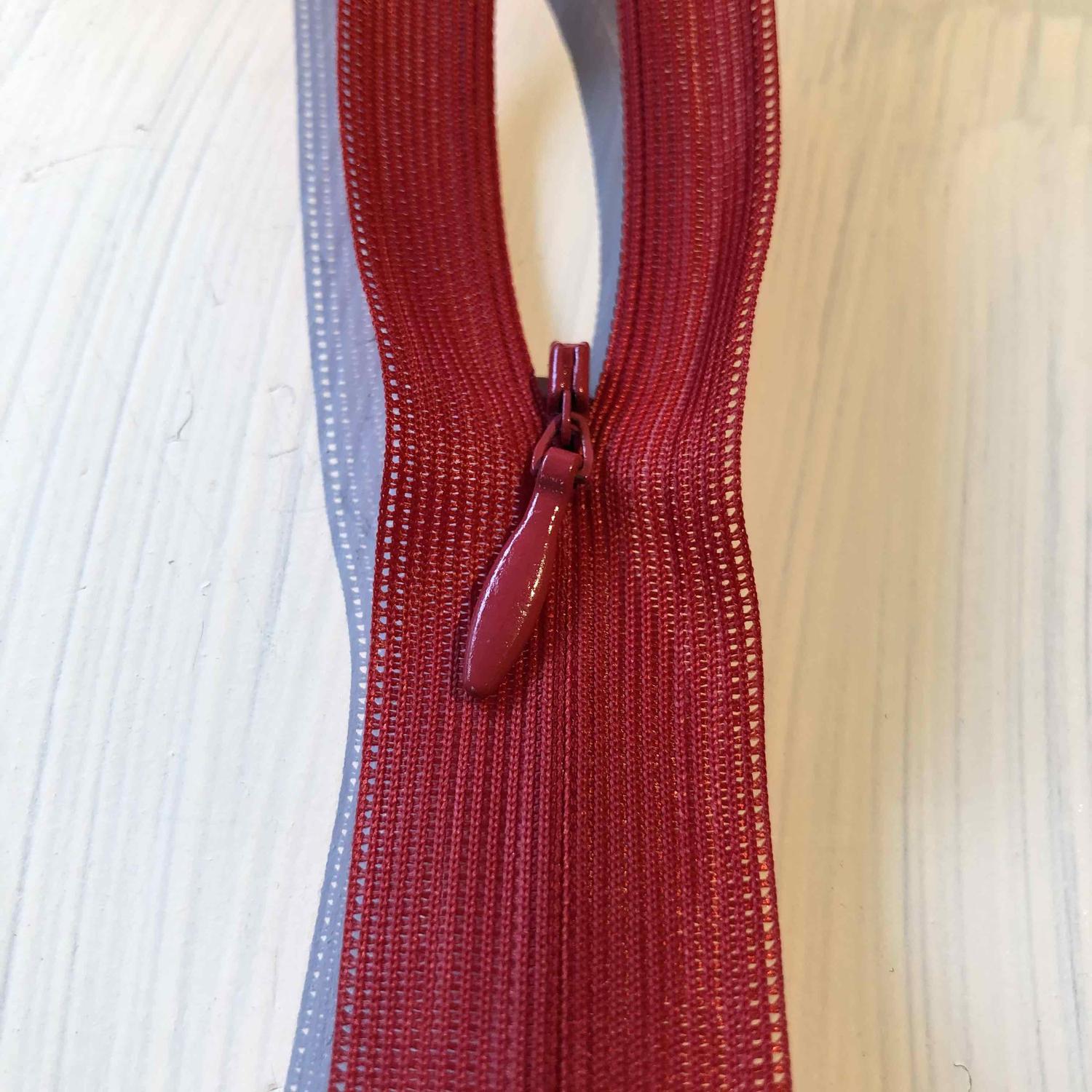 Zippers / Invisible