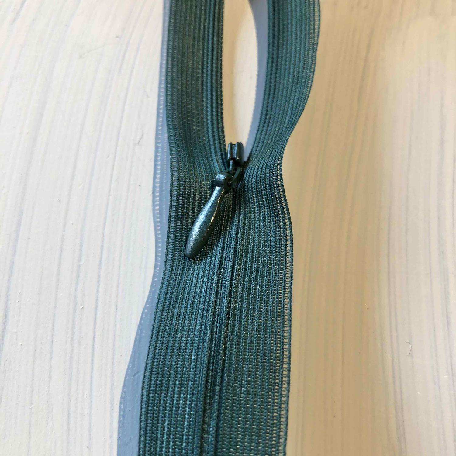 Zippers / Invisible