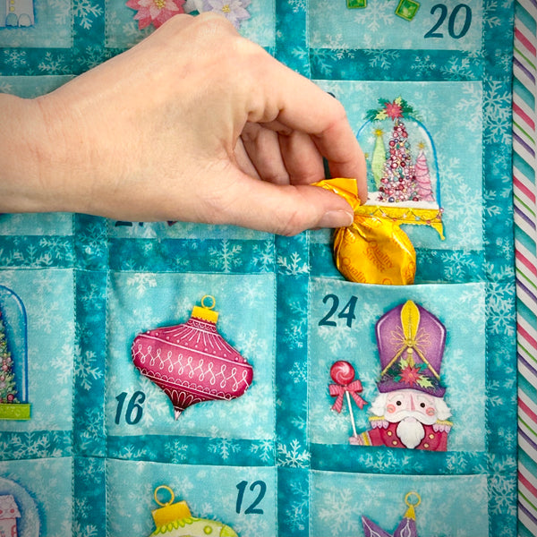 Advent Calendar Kit - Merry and Bright