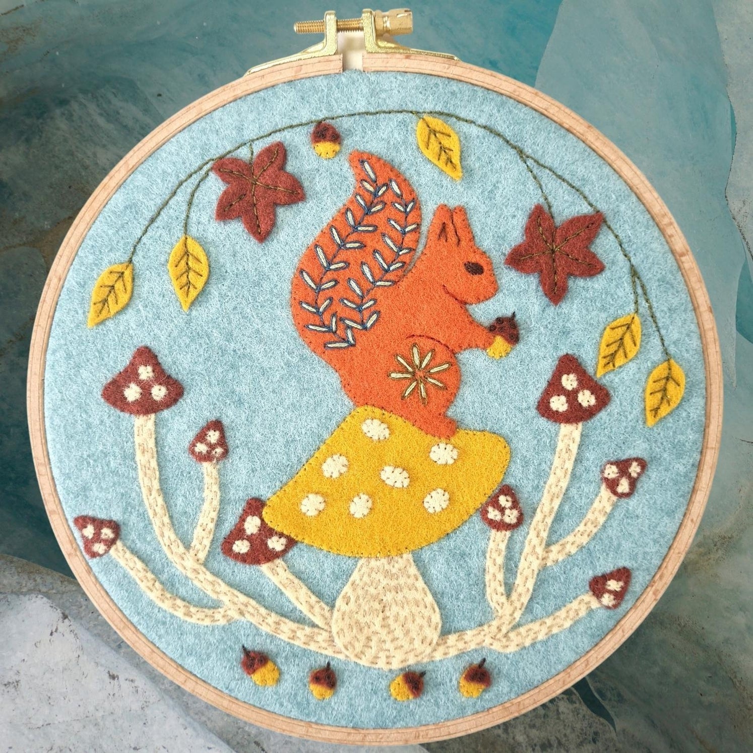 Squirrel Wool Appliqué Hoop Craft Kit