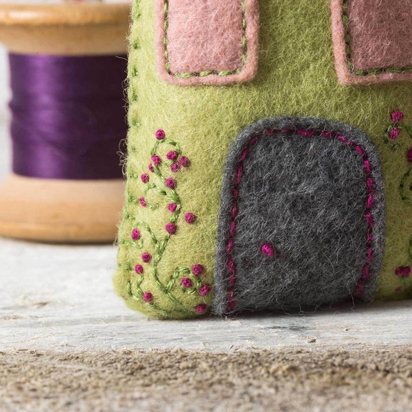 Lavender Houses Felt Craft Embroidery Kit
