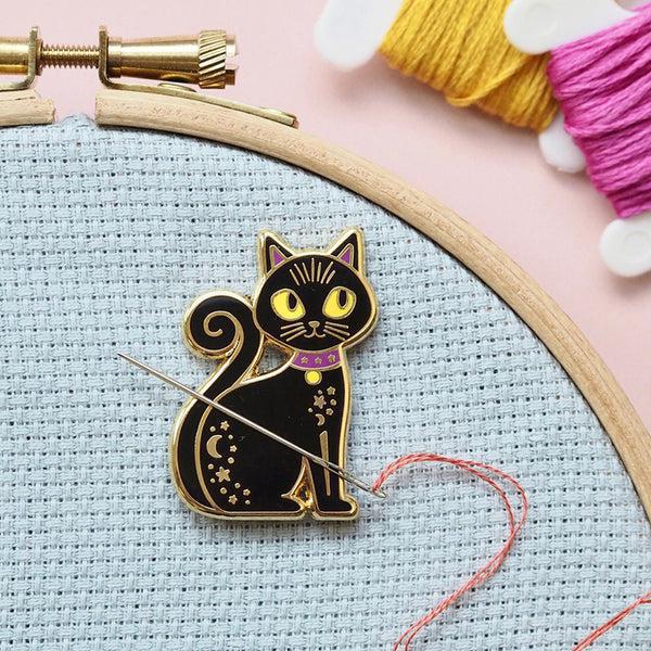 Needle Minder - Black Cat